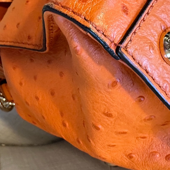 Michael Kors Hamilton purse - Picture 8 of 14